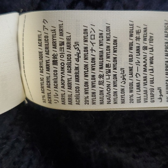 Gilly Hicks woman's blue cable knit vneck pullover sweater size M - Picture 11 of 12